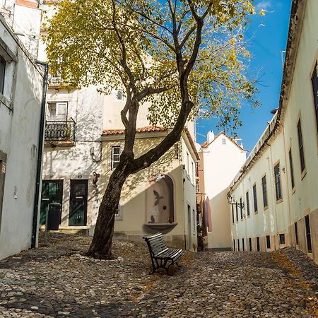 Little Duplex In Alfama Daire Lisboa Dış mekan fotoğraf